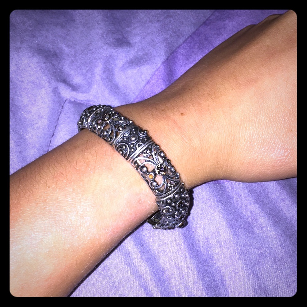 Gem bracelet